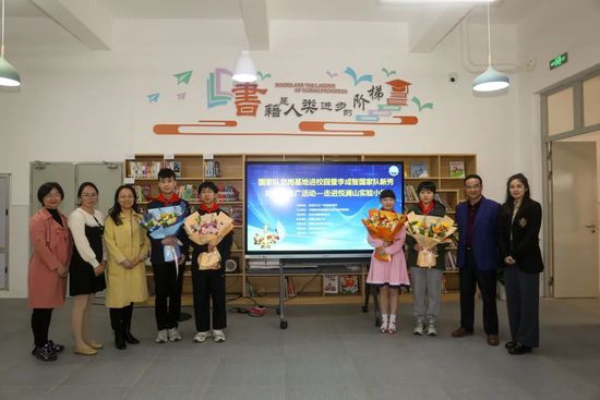 年轻老师伦理隔壁